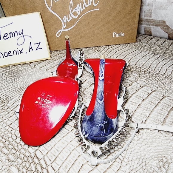 BRAND NEW CHRISTIAN LOUBOUTIN SANDAL SIZE 36 - Picture 2 of 4
